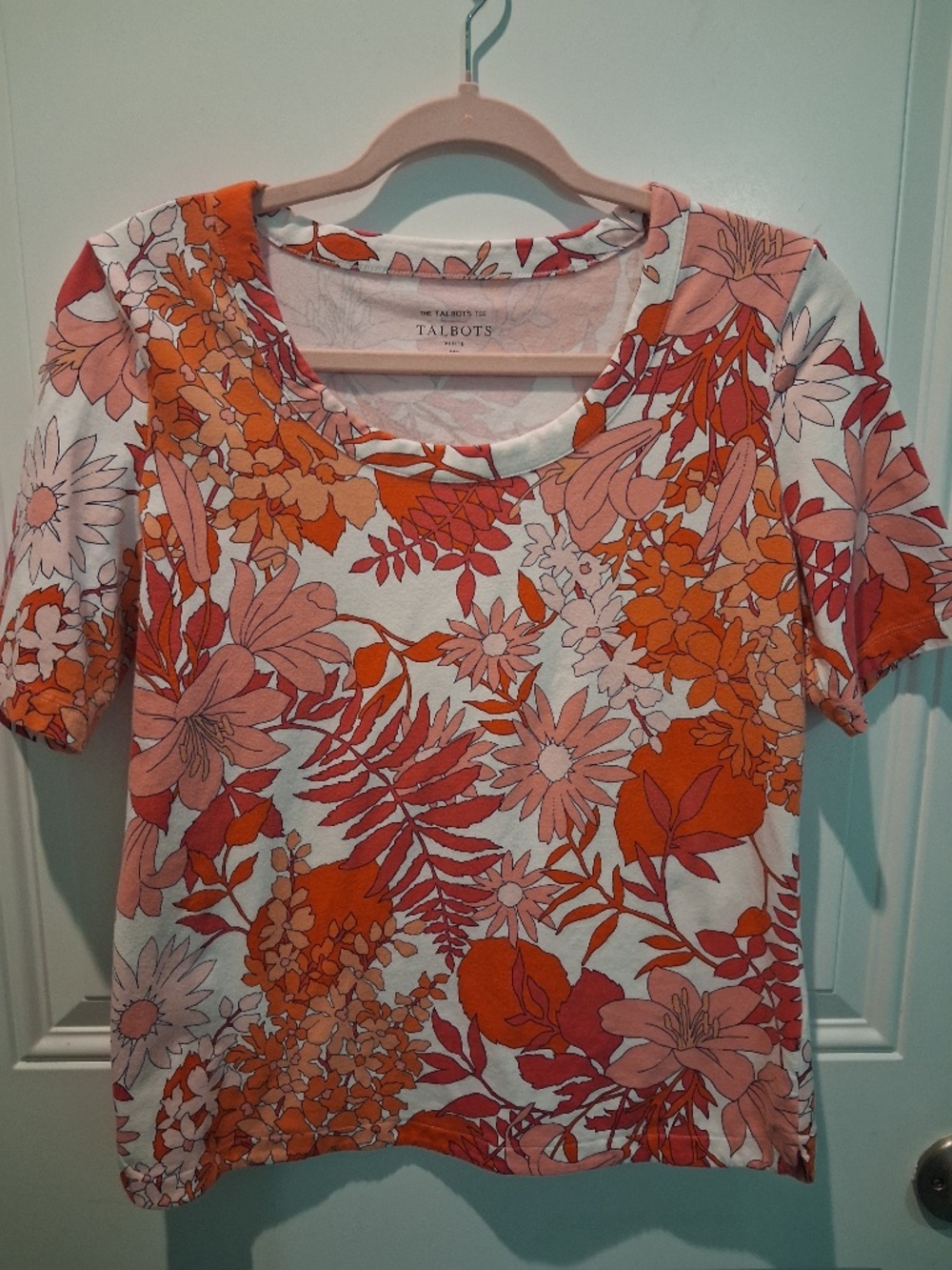 TALBOT'S MEDIUM PETITE SUMMER FLORAL COTTON TOP!